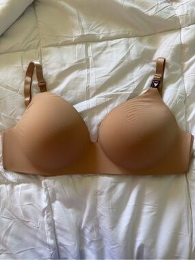 Victoria's Secret Smooth Nude T-Shirt Bra - Tan